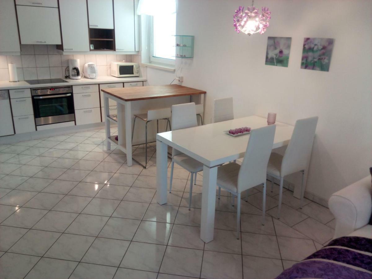 Apartmán Orchidee Wiener Neudorf Exteriér fotografie